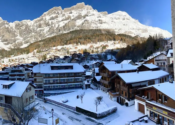 Views And Location In Leukerbad! 아파트